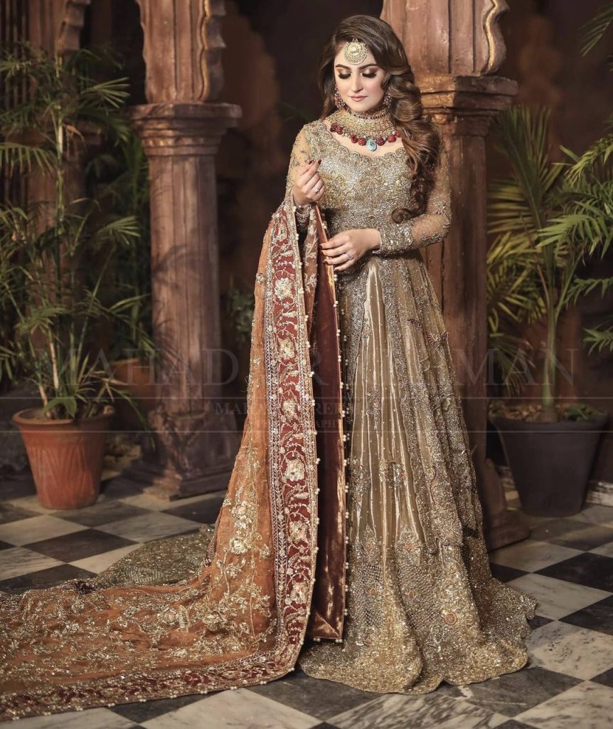 Hiba Bukhari Beautiful Bridal Shoot