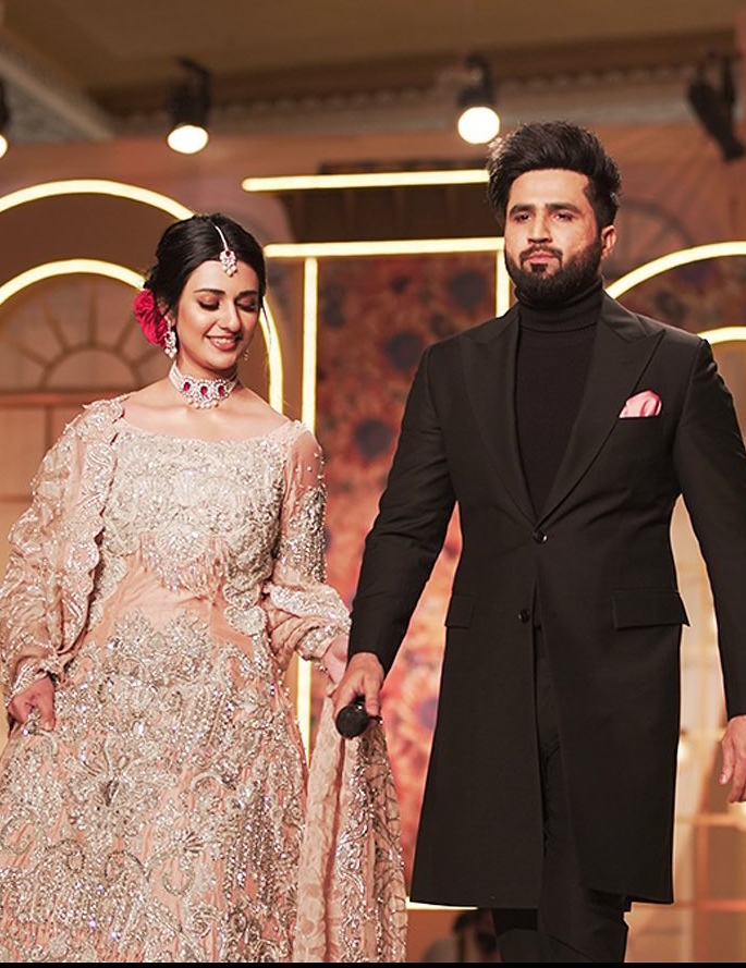 Sarah and Falak Walked on Ramp For Madiha Shoaib in BCW