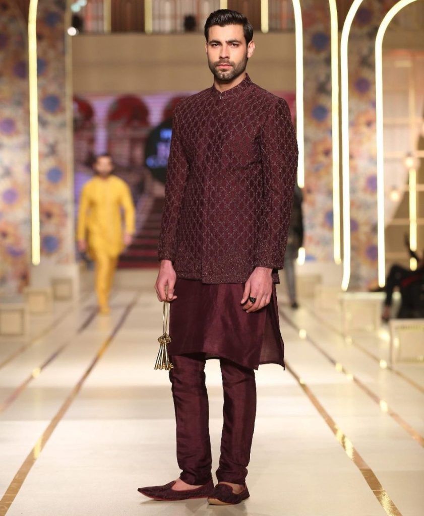 Aijaz Aslam Looking Handsome in Gentlemen's Club