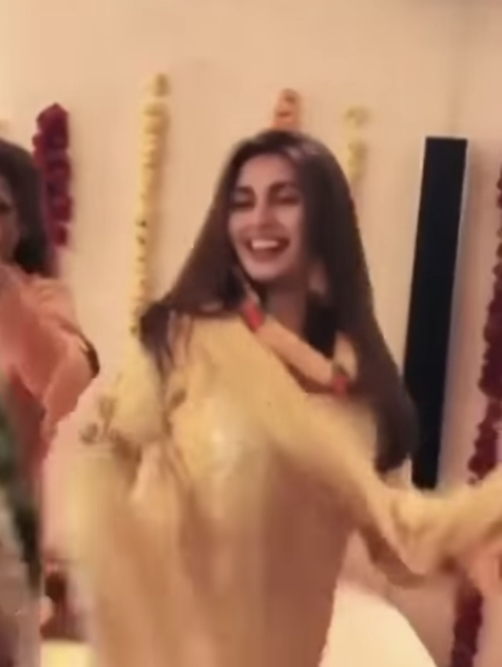 Throwback Video Of Iman Ali Dancing On Her Dholki