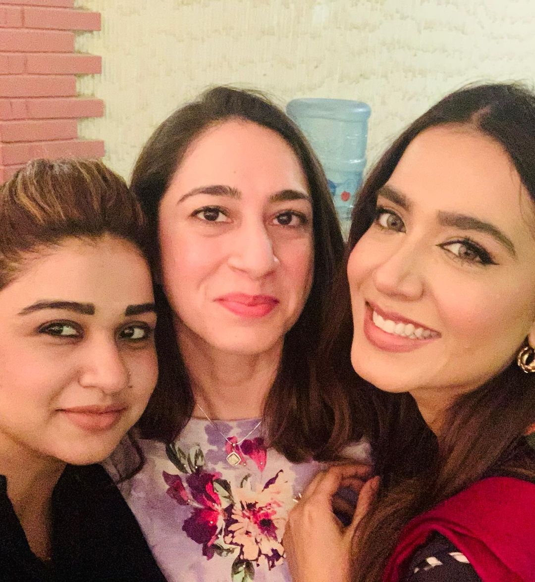 Mansha Pasha Celebrating Birthday of her Fiance Jibran Nasir - Beautiful Pictures