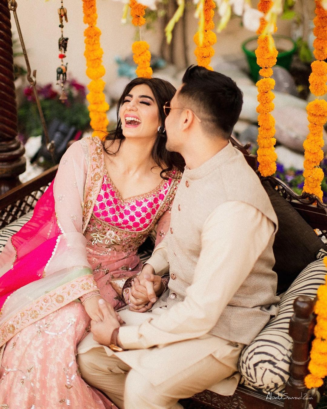 Mariam Ansari and Owais Khan Mehndi - Beautiful HD Pictures