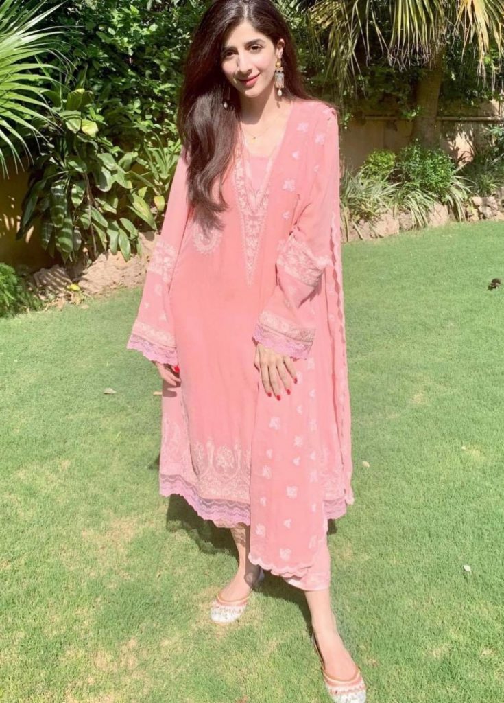 Mawra Hocane's Inspirational Friday Looks