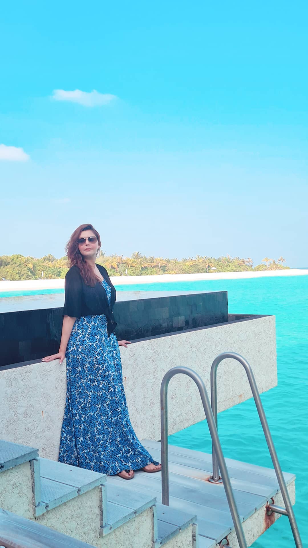 Beautiful Pictures of Nida Yasir in Maldives with her Kids