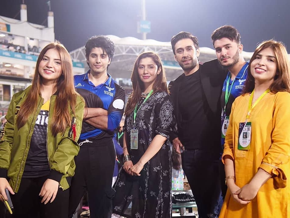 Celebrities Spotted Cheering For Their Favourite Team In PSL 6