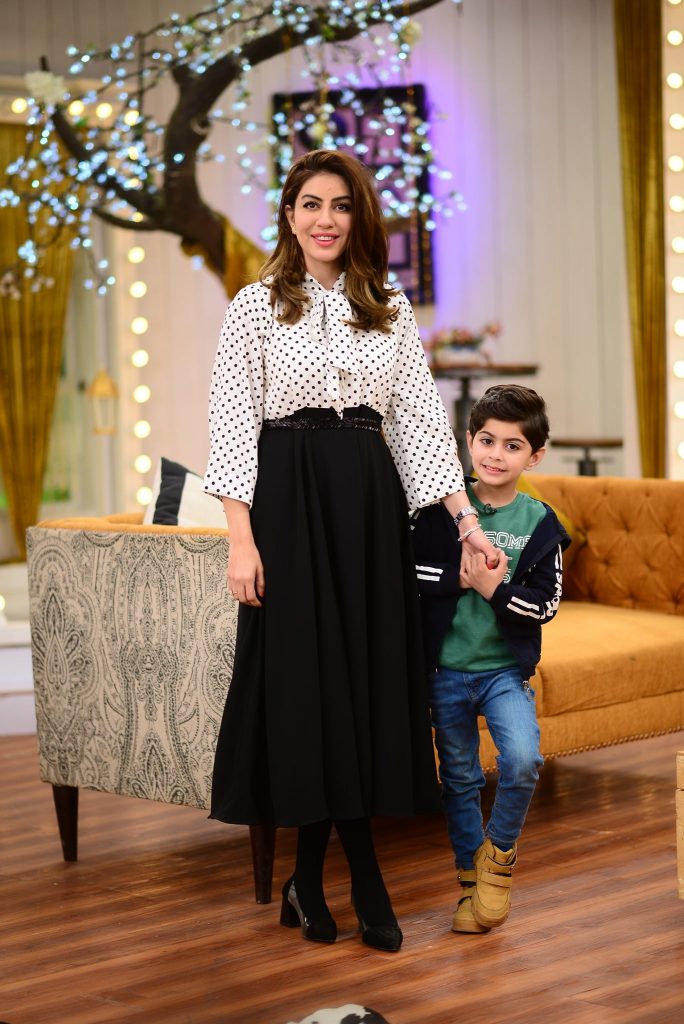 Latest Pictures Of Saba Faisal With Her Kids From Good Morning Pakistan