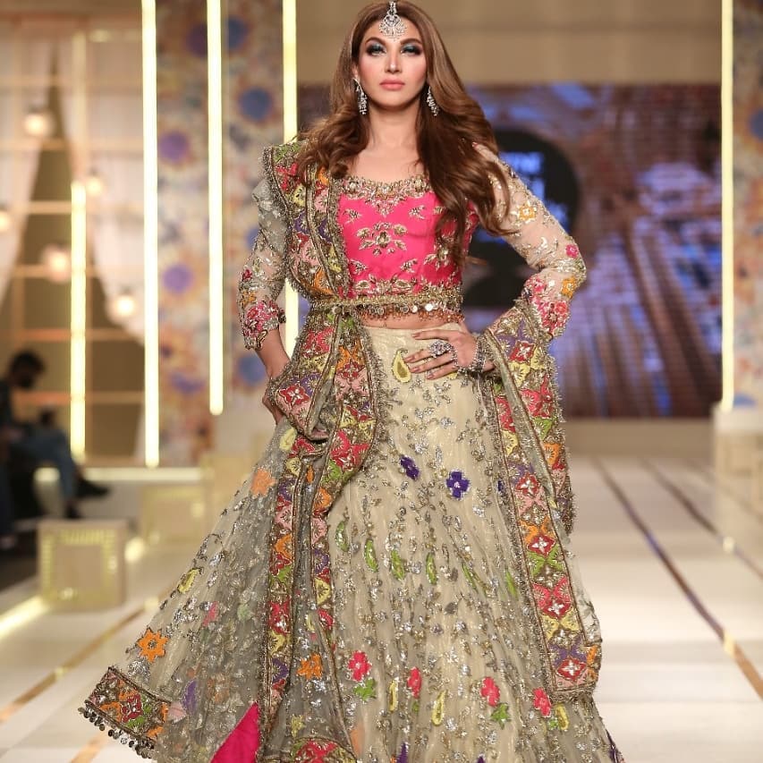 Sana Fakhar Walked For Kashee's At BCW Day 2