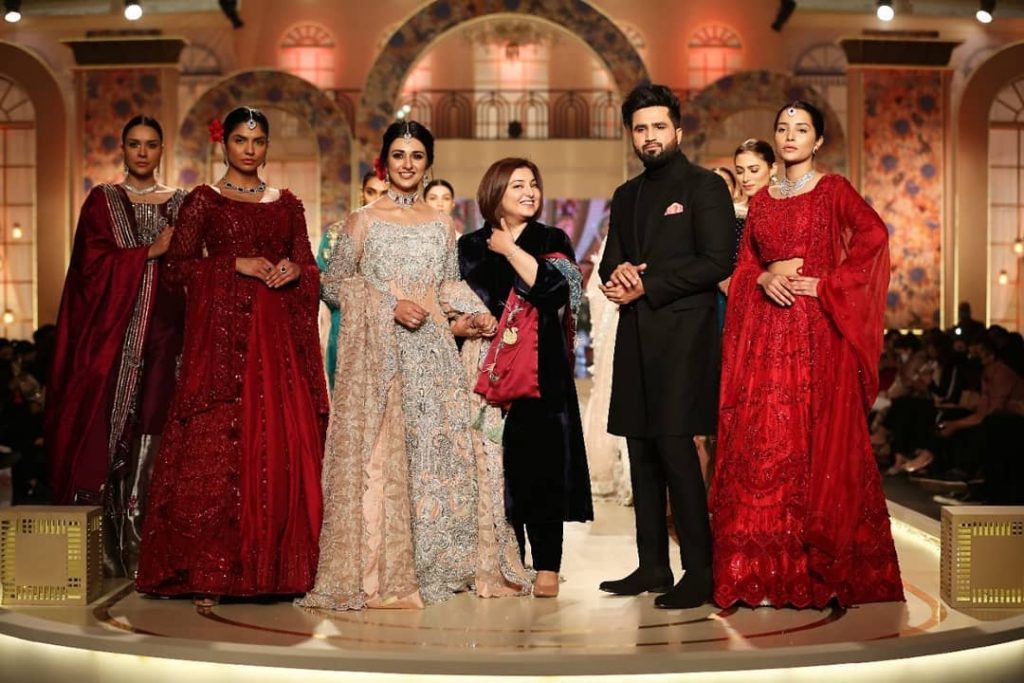 Sarah and Falak Walked on Ramp For Madiha Shoaib in BCW