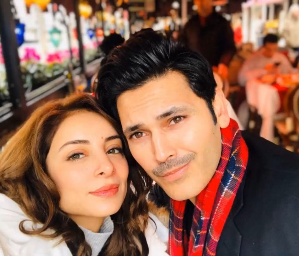 Latest Pictures Of Sarwat Gillani With Her Family