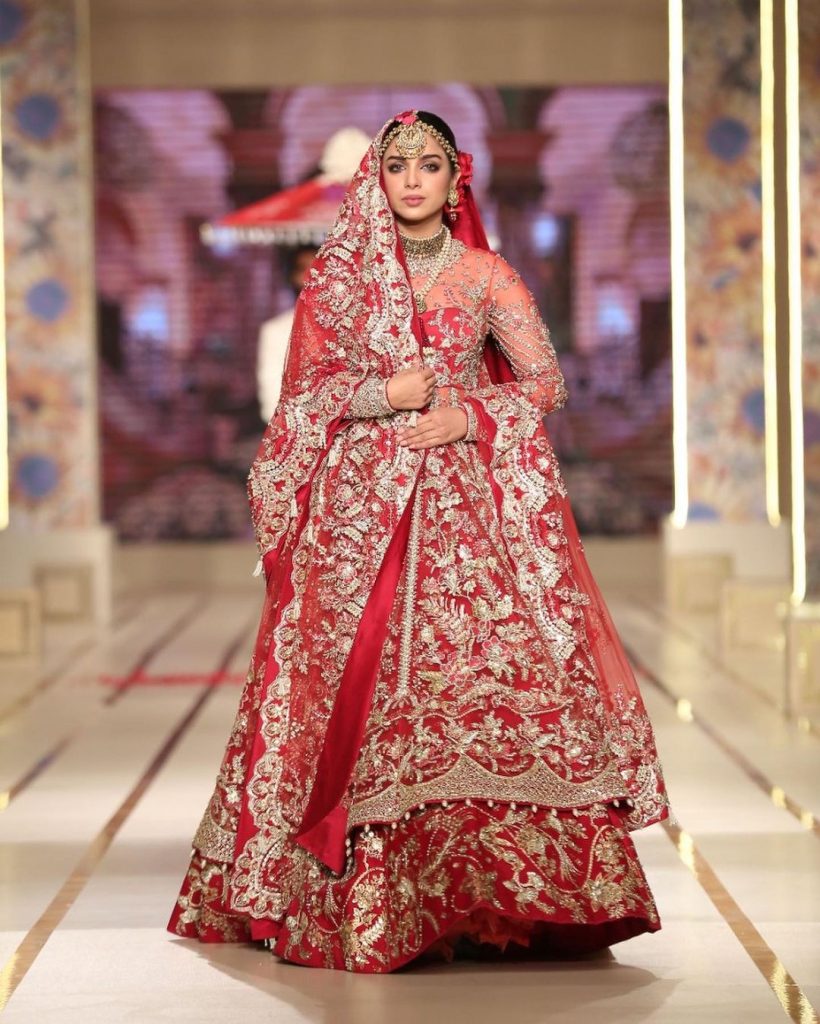 Sonya Hussayn Walked The Ramp For Zaha Couture At BCW Day 3