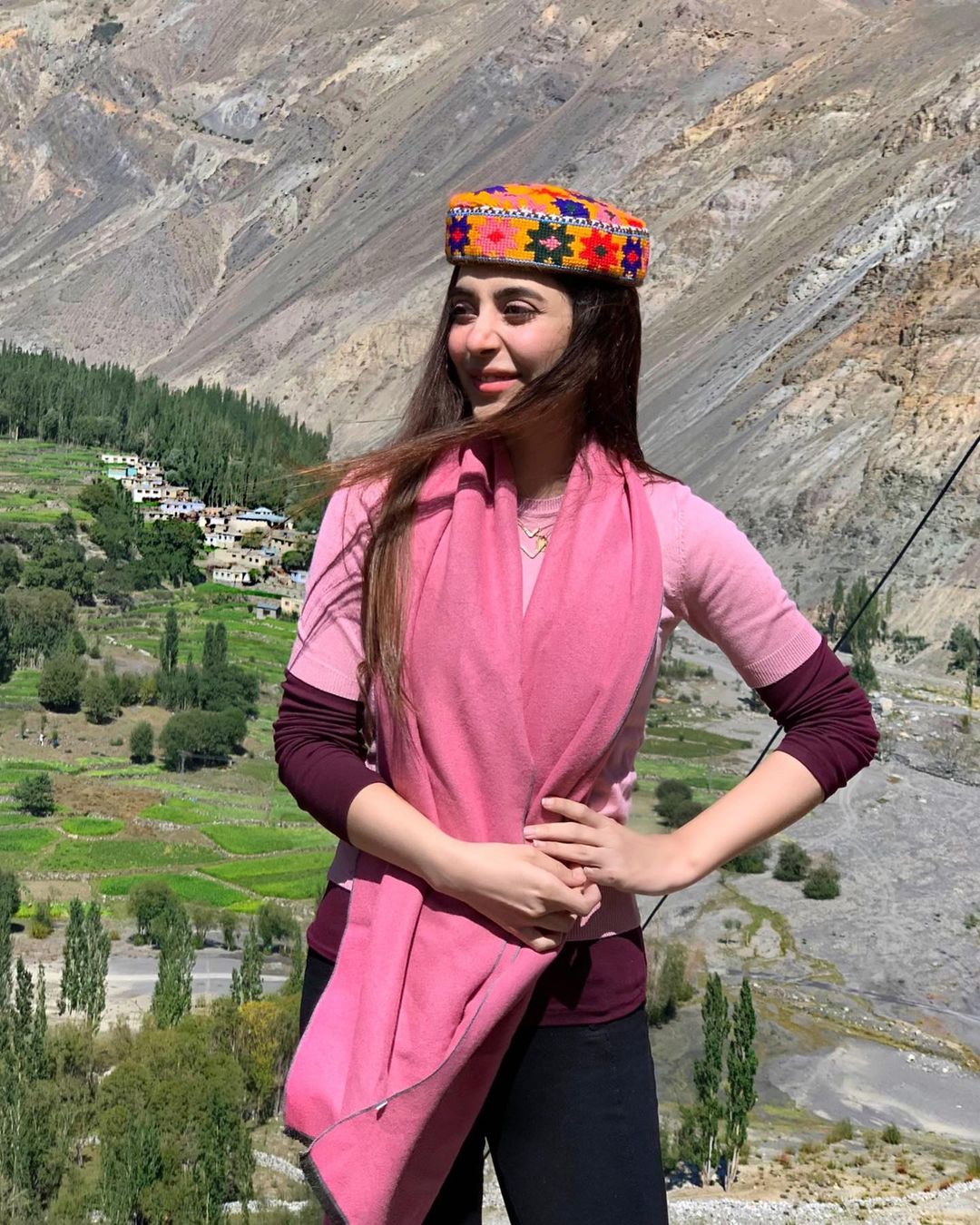 Actress Urwa Hocane Beautiful Pictures from her Instagram