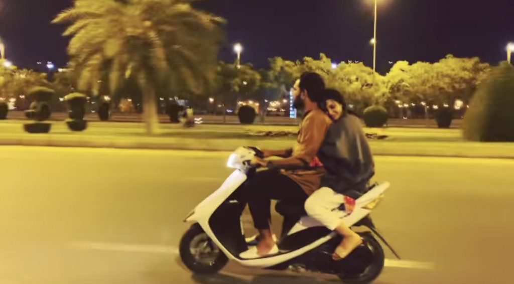 Yasir Hussain And Iqra Aziz Enjoying Bike Ride