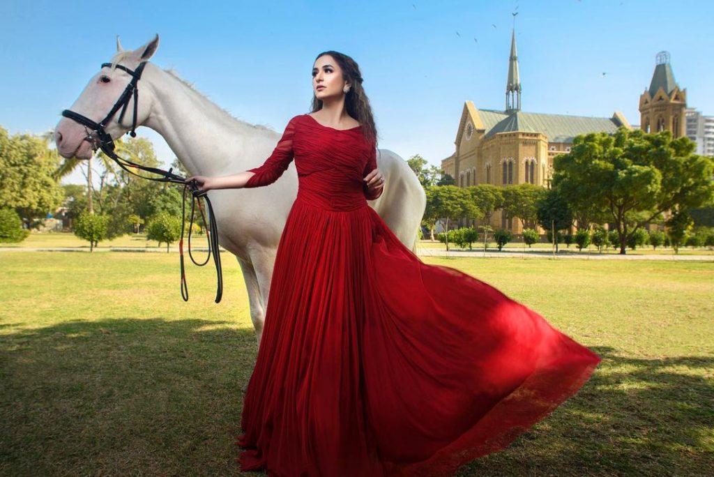 Yumna Zaidi Giving Princess Vibes In Her Latest Photoshoot