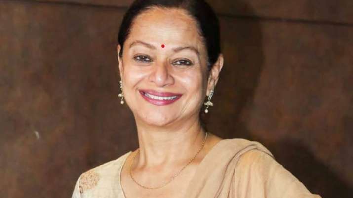 Bollywood Actress Zarina Wahab Praises Actor Ahsan Khan