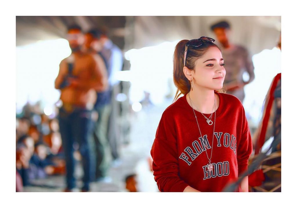 Latest Pictures of Aima Baig in a sporty look