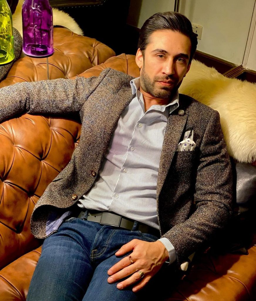 Ali Rehman Khan Looks Dapper In His Latest Pictures