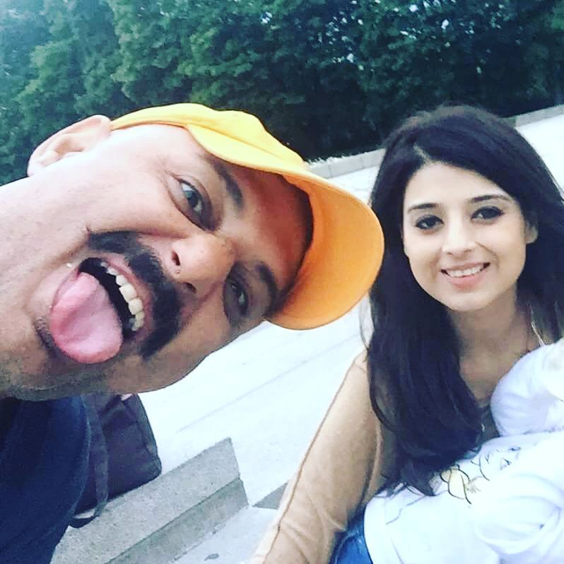 Awesome Family Photos of Ali Azmat