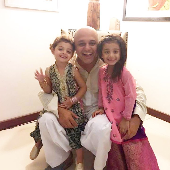 Awesome Family Photos of Ali Azmat