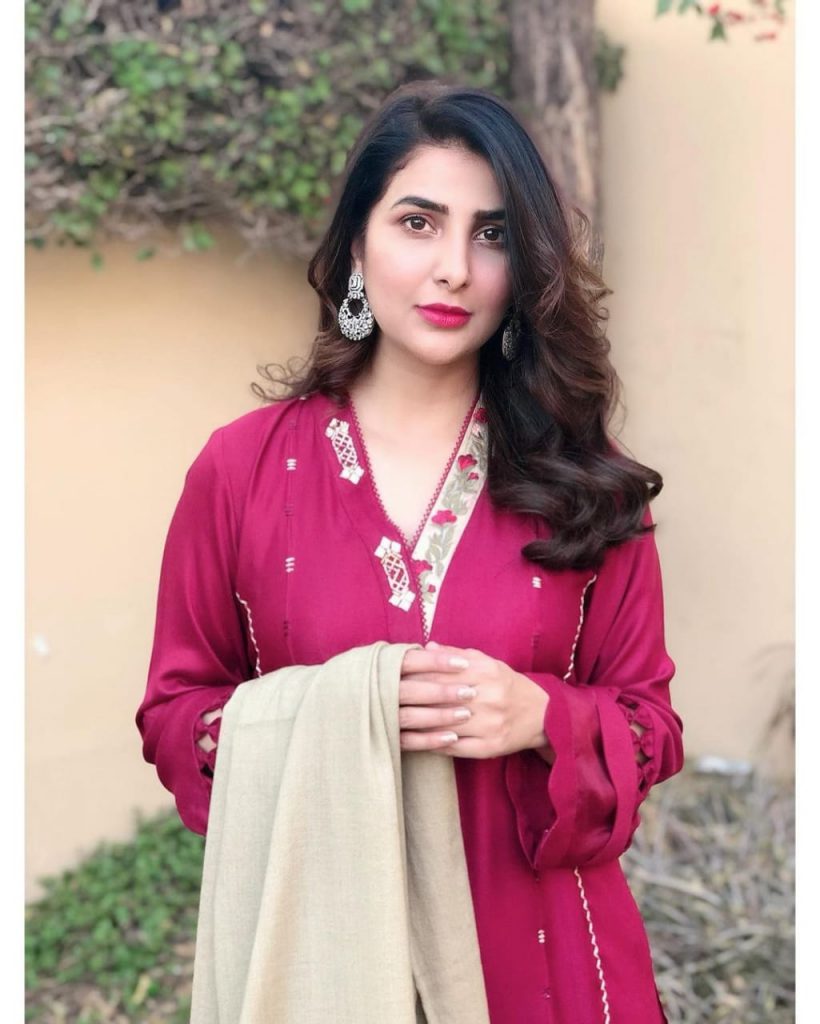 Areeba Habib Shines Bright In Her Latest Pictures