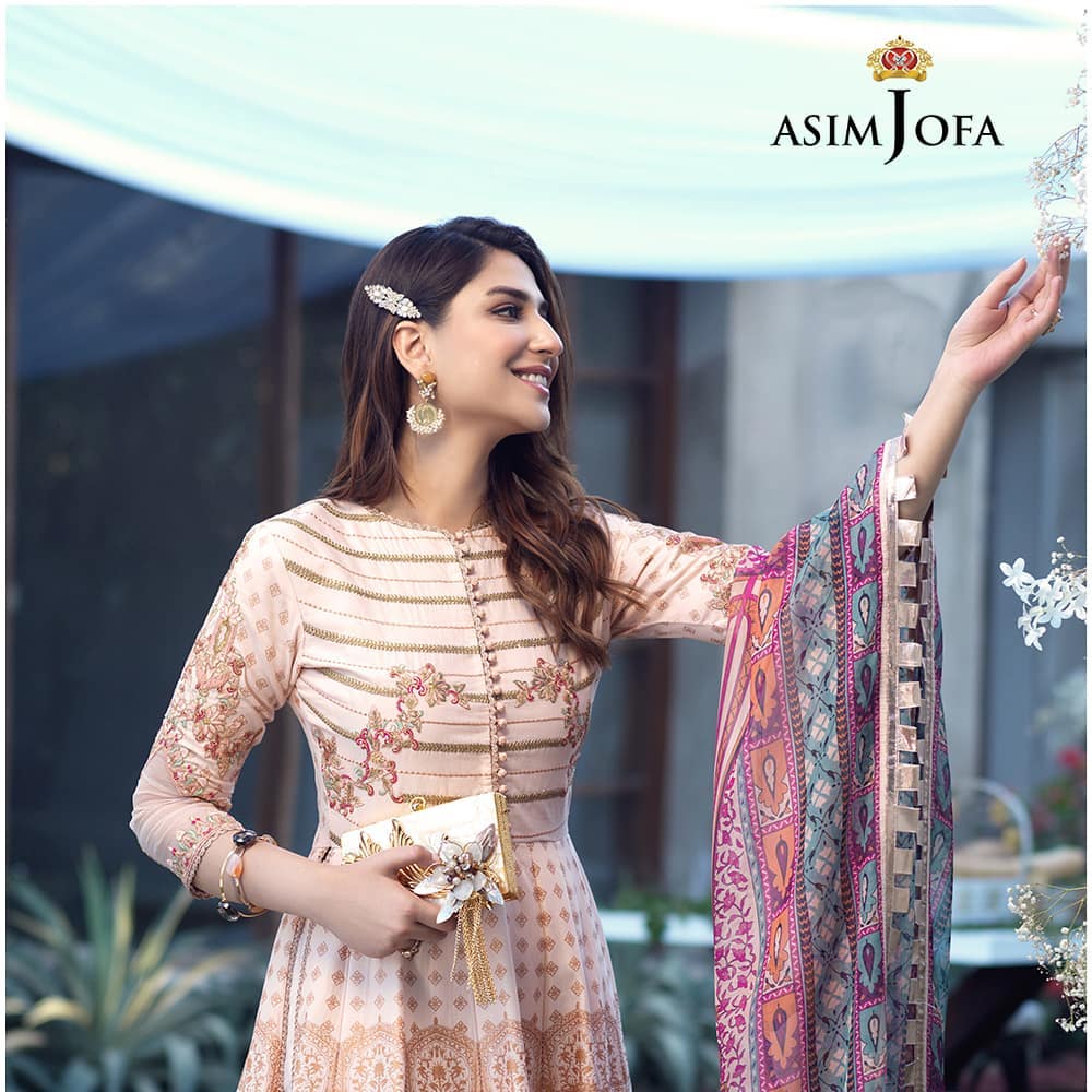 Asim Jofa's Latest Luxury Collection Featuring The Famous Actresses Of Pakistan