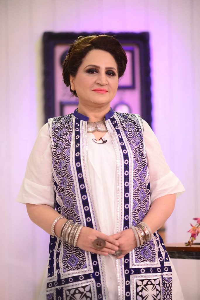 Bushra Ansari and Asma Abbas Pictures From GMP