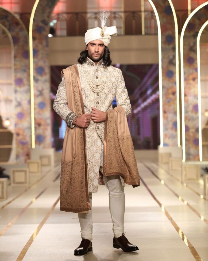 Azfar Rehman Featured in Darya Men's Wear Collection