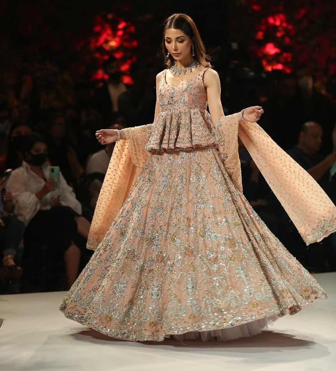 Pak Week Fashion Pakistan Week 2021 Day 2 Highlights | Reviewit.pk