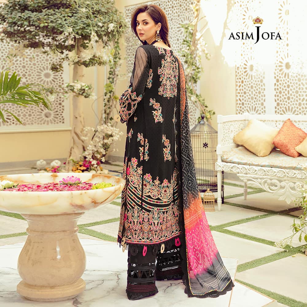 Asim Jofa's Latest Luxury Lawn Collection'21