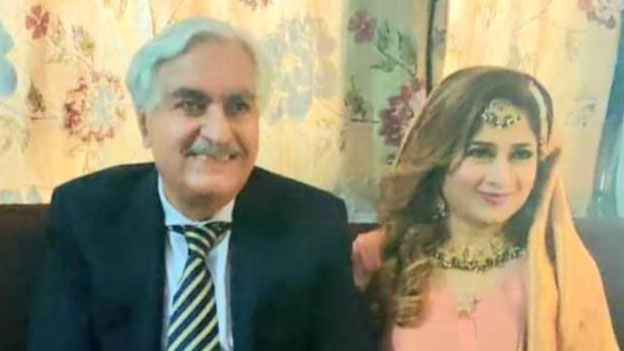 Former Minister Iftikhar Gillani Marries A 21 Year Old Girl