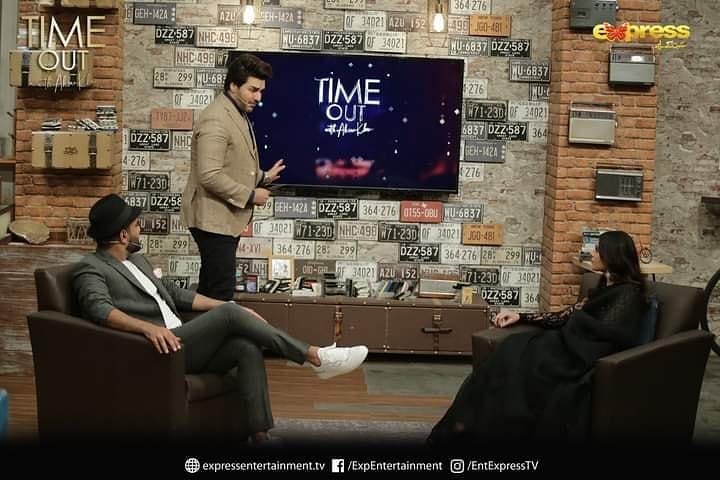 Yasir Hussain And Iqra Aziz Snapped Together At Timeout With Ahsan Khan