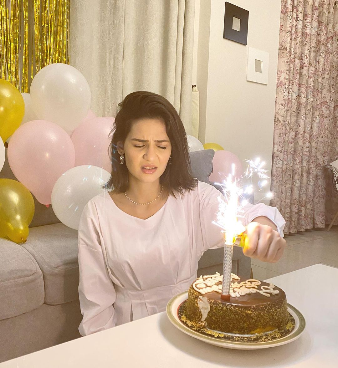 Madiha Imam Celebrated Her Birthday at Home | Reviewit.pk