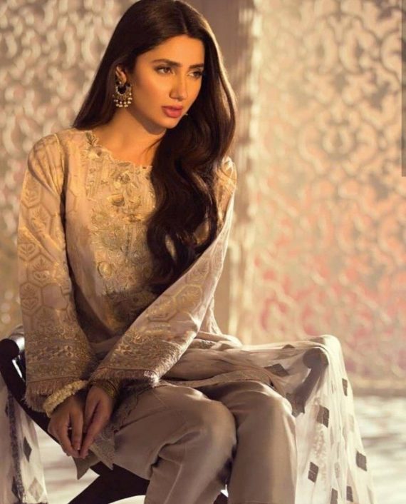 How Mahira Khan Deals With Different Kinds Of Intentions Of People ...