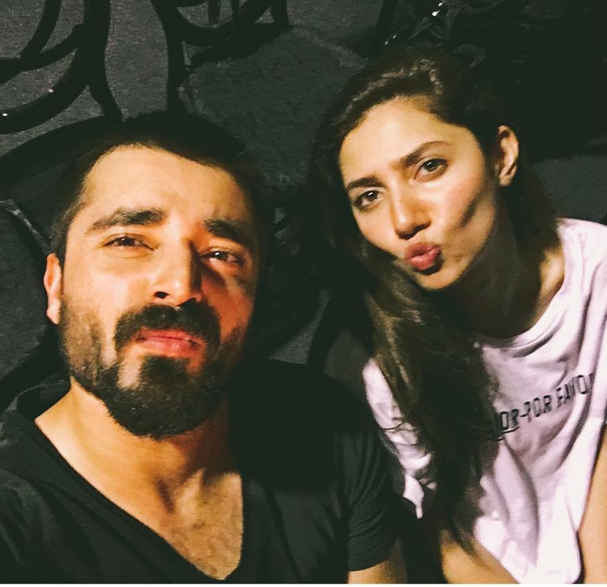 Mahira Khan's Unseen Pictures With Friends