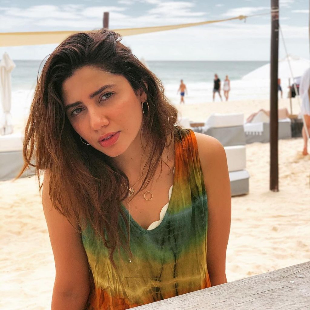 Zero Make-up Photos of Mahira Khan