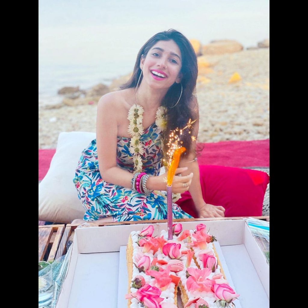 Mariyam Nafees Celebrated Her Birthday Recently - Adorable Pictures