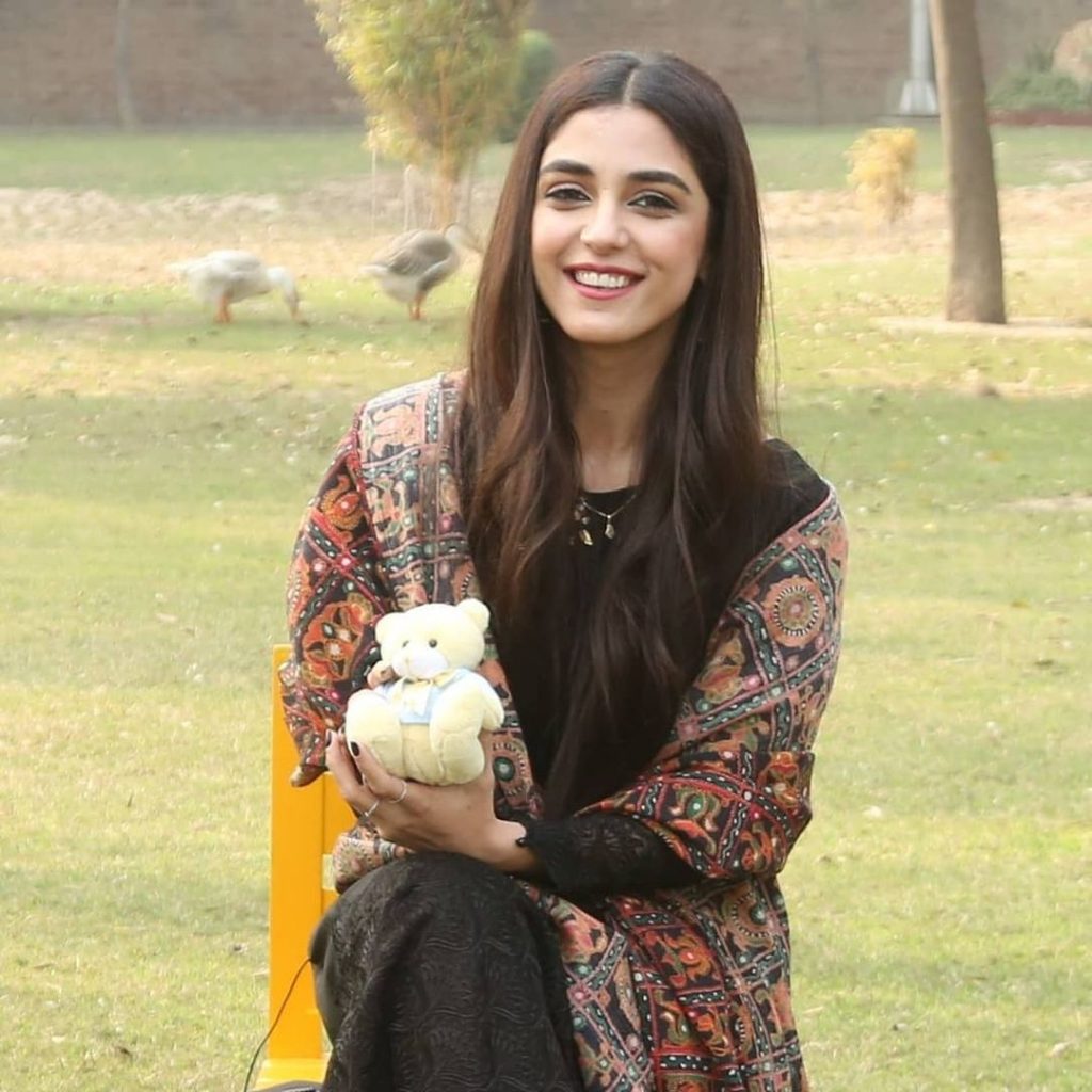 Maya Ali visited Shaukat Khanum Hospital On International Childhood Cancer Day