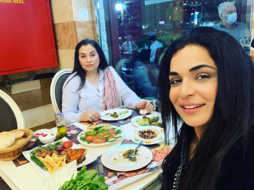 Meera Visits Friend Salma Agha in Dubai
