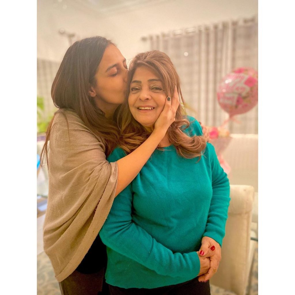 Latest and Loveliest Photos of Momal Sheikh With Her Family