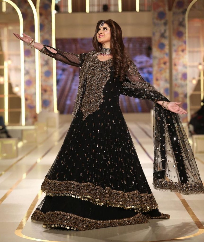 Sahiba Walked on Ramp For Kashees