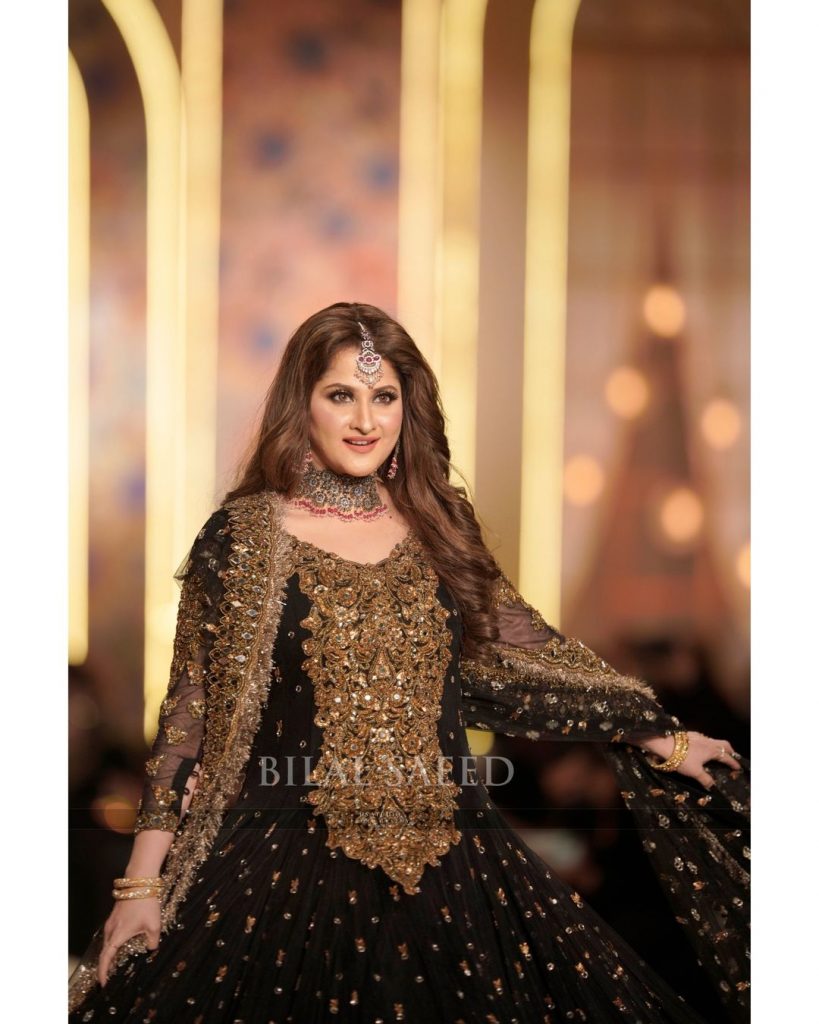 Sahiba Walked on Ramp For Kashees