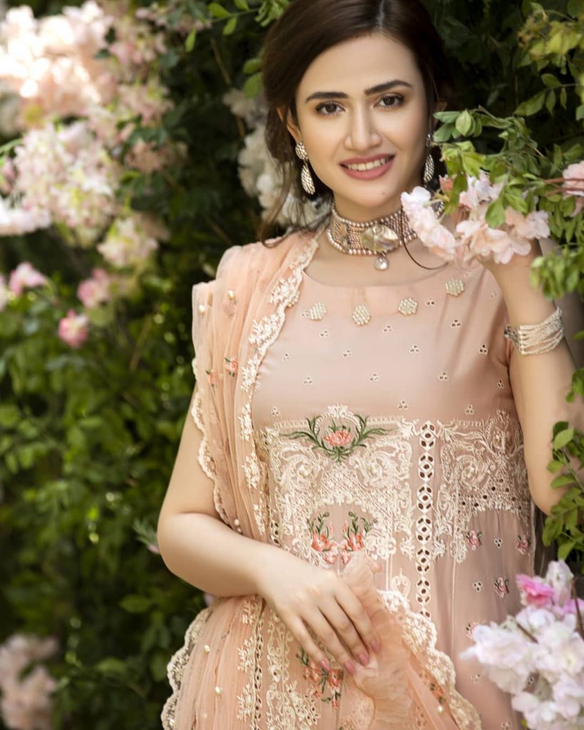 Sana Javed Looks Super Ethereal In Her Latest Shoot