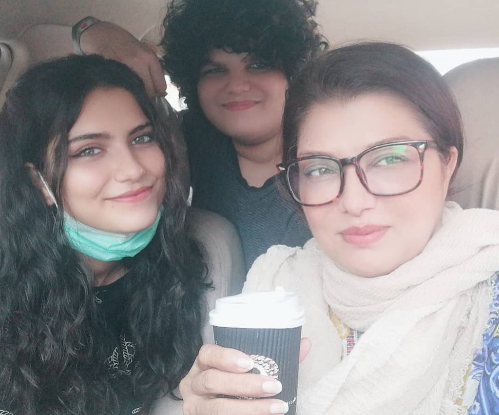 Family Pictures Of Television Actress Shaheen Khan