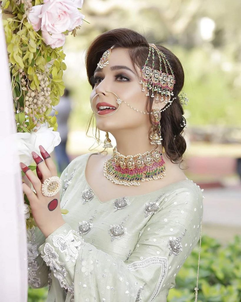 Sumaiyya Bukhsh Looking Gorgeous In Exquisite Bridal Attire