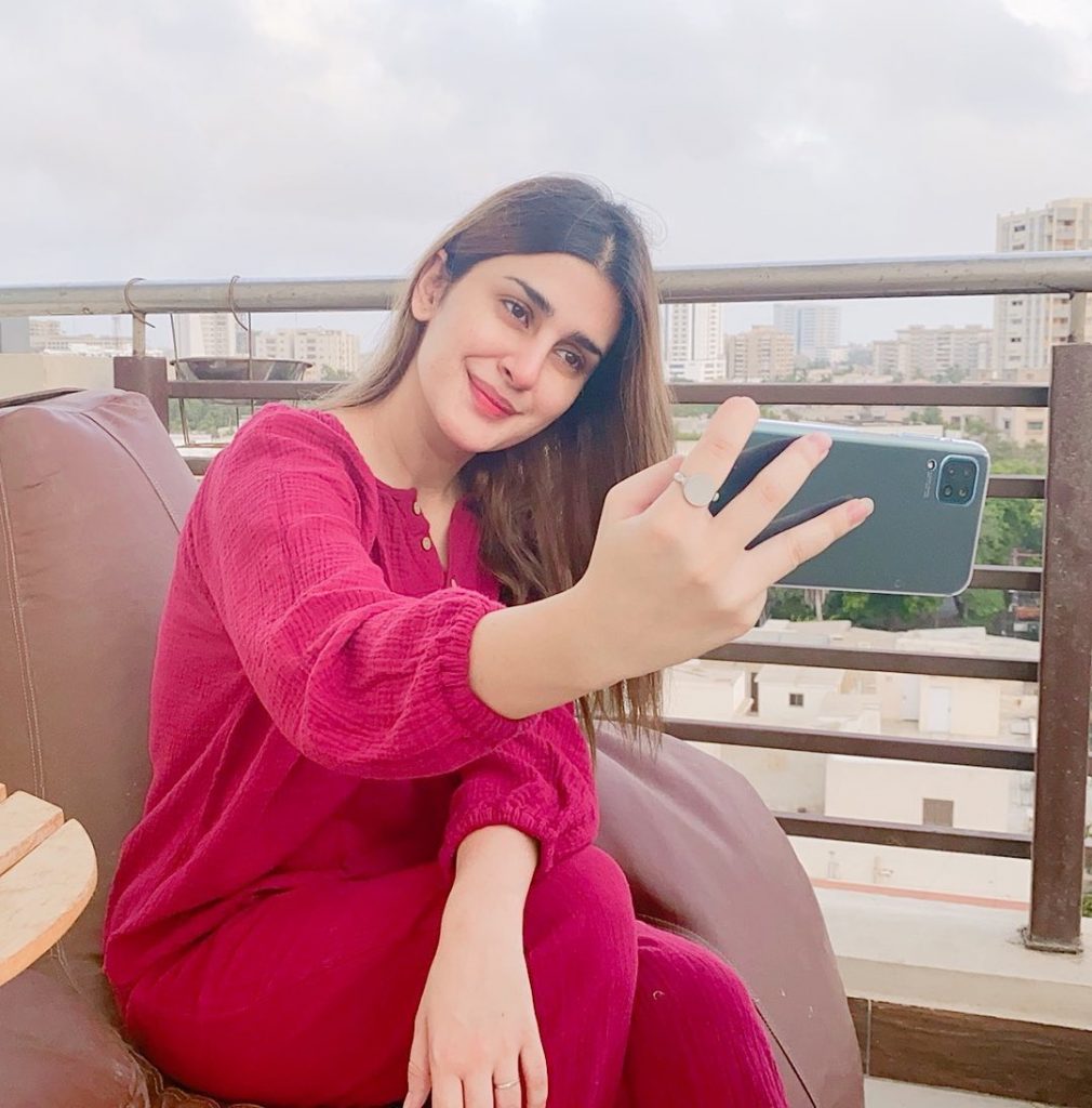 Latest Casual Looks of Kubra Khan