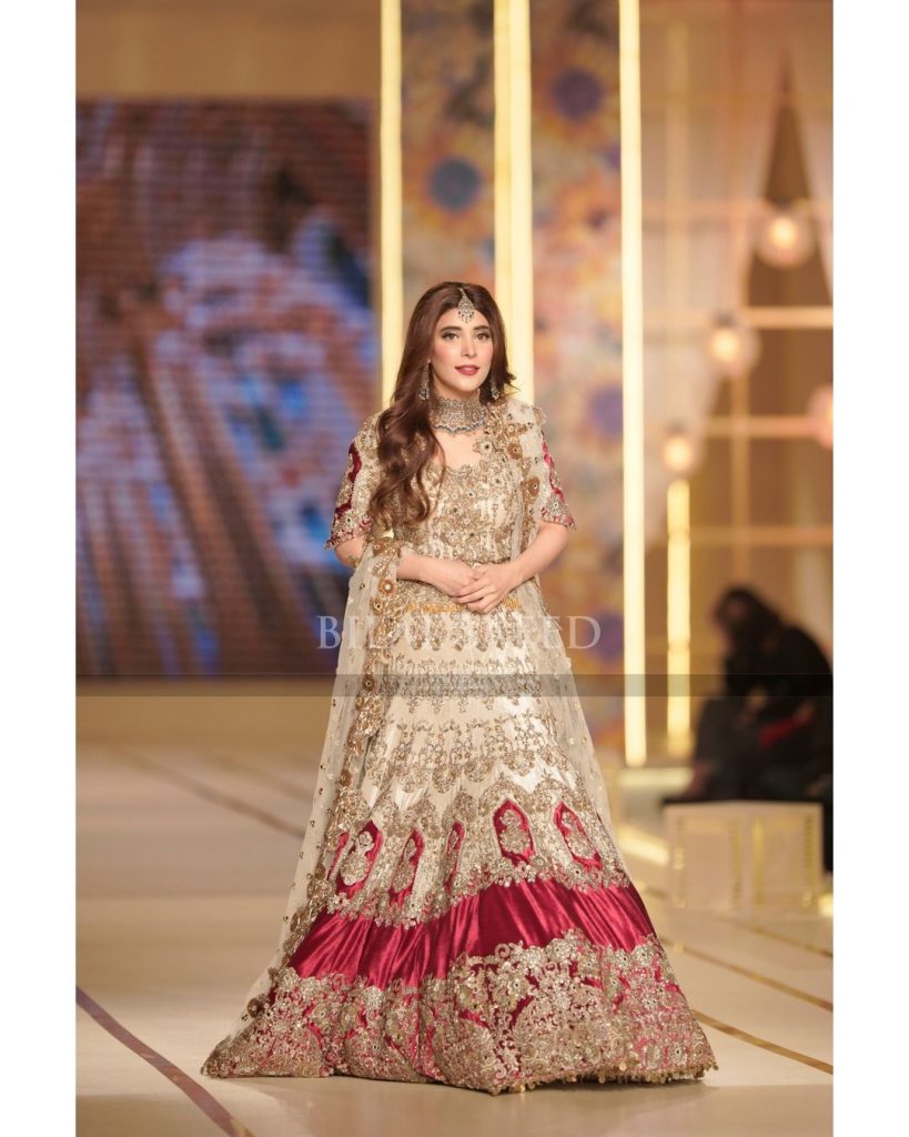 Urwa Walked the Ramp For Kashees