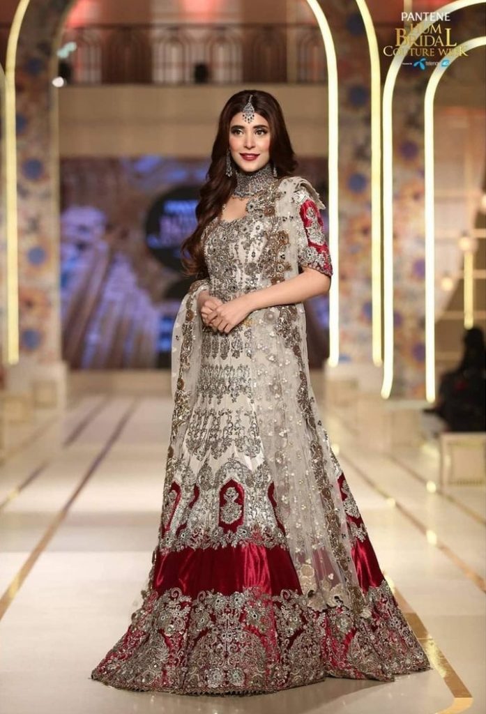 Urwa Walked the Ramp For Kashees