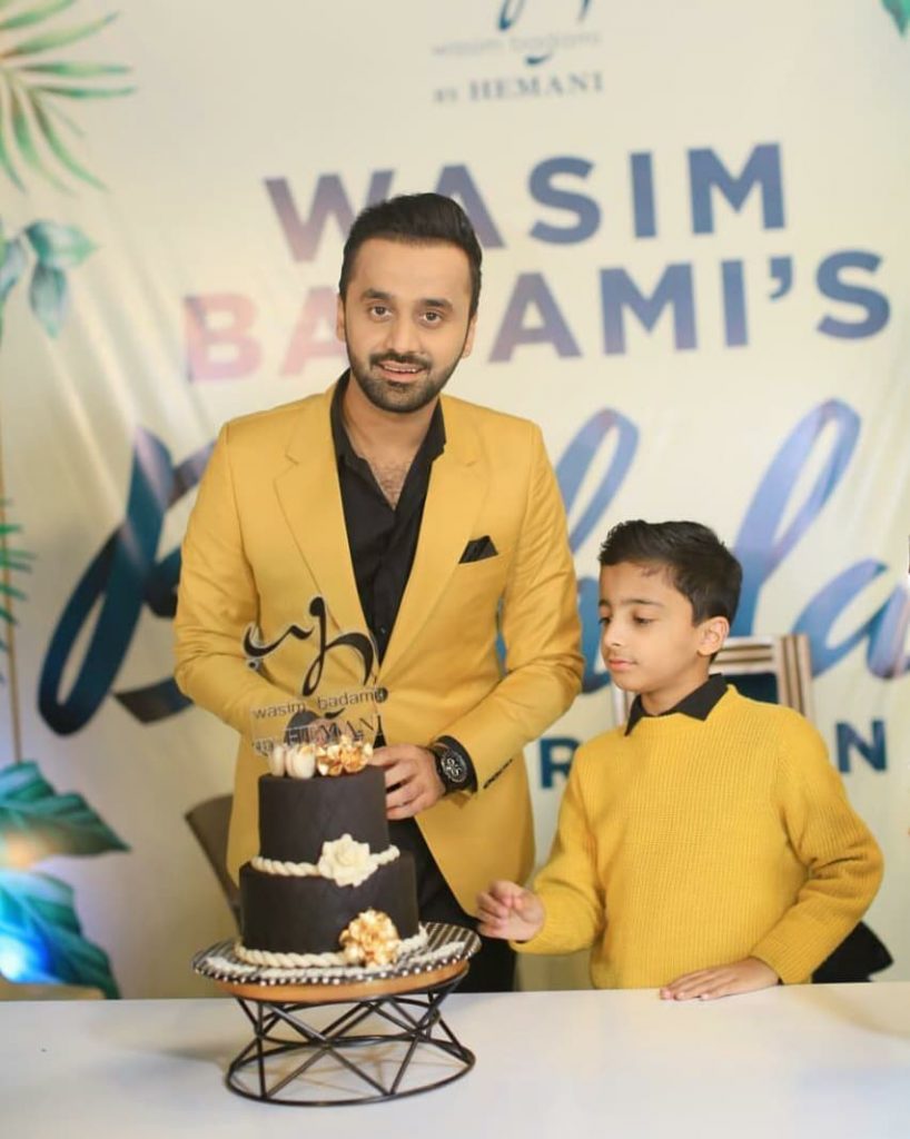 Latest Pictures of Waseem Badami With His Son - HD Quality