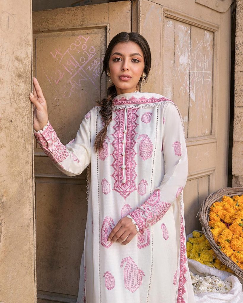 Beautiful Zaha Summer Lawn Collection 2021