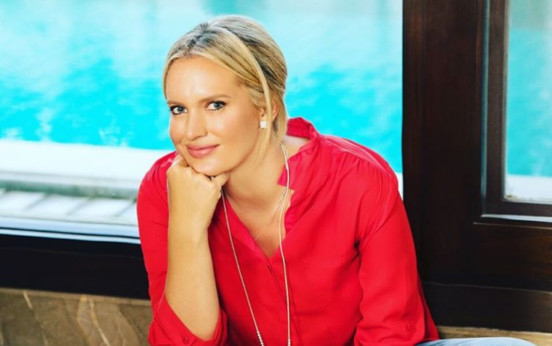 When In Rome , Do As The Romans Do - Netizens' Advice To Shaniera