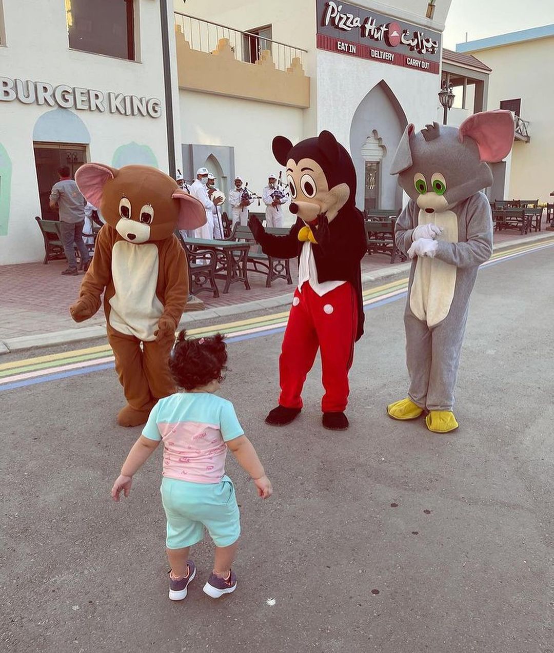 Aiman Khan and Minal Khan at Adventure Land with their Family